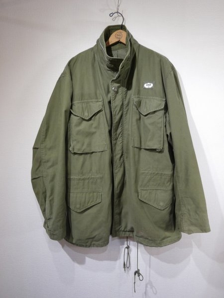 画像1: 60s US ARMY M-65 COTTON SATEEN OG-107 FIELD JACKET 1ST TYPE with AIRBORNE PATCH (1)